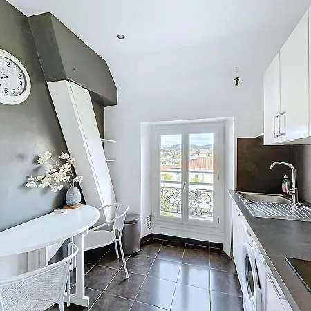 Le Week 5 Min Palais 3 Bedrooms Wifi شقة *